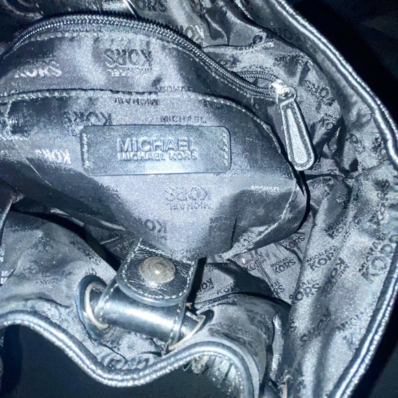 MICHAEL KORS Signature East West RING TOTE PURSE BLACK - Picture 13 of 16